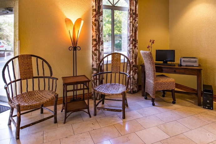 Imagen de los interiores del Hotel Best Western Tampa. Foto 12