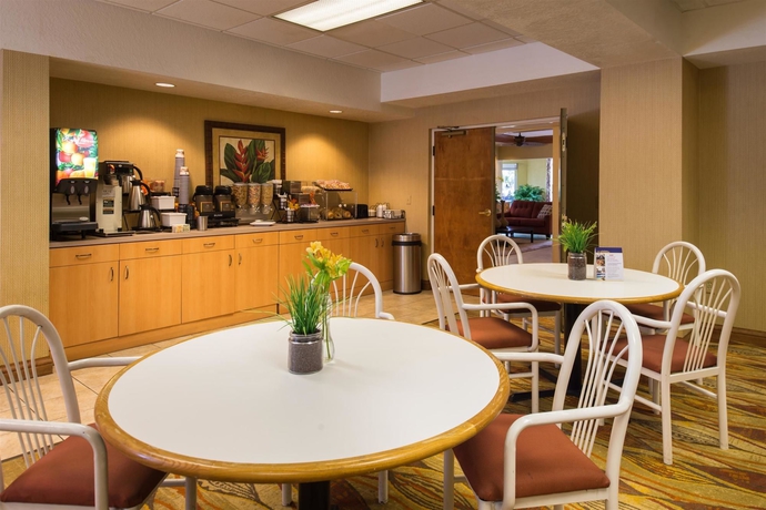 Imagen del bar/restaurante del Hotel Best Western Tampa. Foto 5