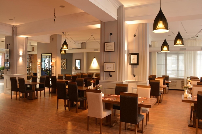 Imagen del bar/restaurante del Hotel Best Western Tbilisi Art. Foto 3