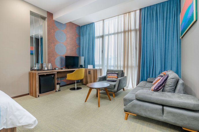 Imagen de la habitación del Hotel Best Western Tbilisi City Center. Foto 17