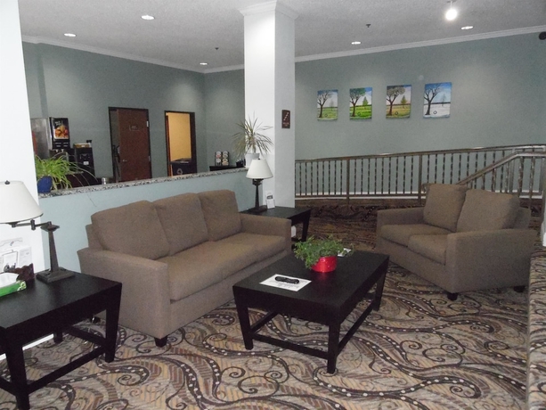 Imagen de los interiores del Hotel Best Western Teal Lake Inn. Foto 16