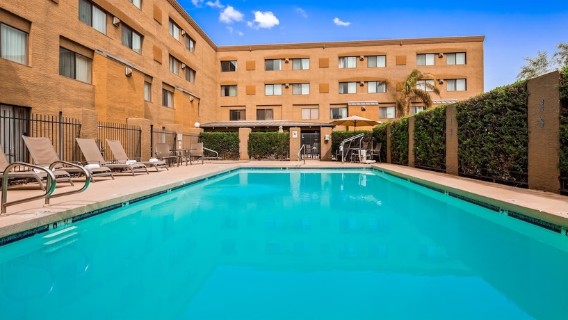 Imagen de la piscina del Hotel Best Western Tempe By The Mall. Foto 18
