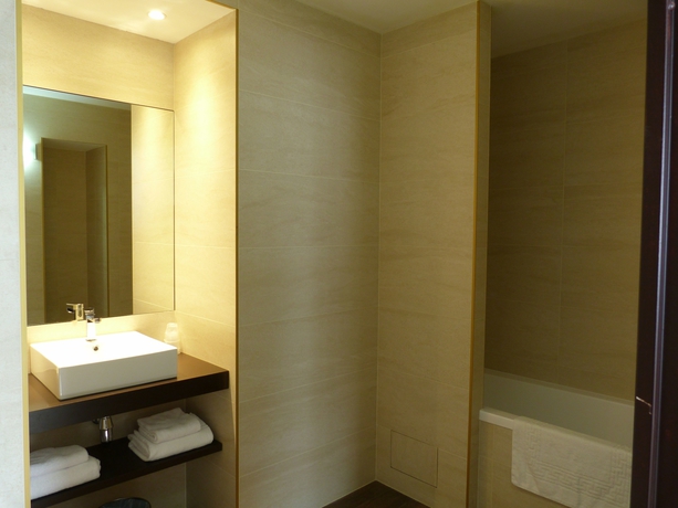 Imagen de la habitación del Hotel Best Western Terre De Provence. Foto 14