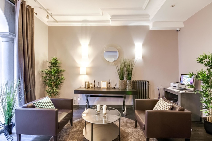 Imagen de los interiores del Hotel Best Western The Blake Paris Gare Saint Lazare. Foto 15