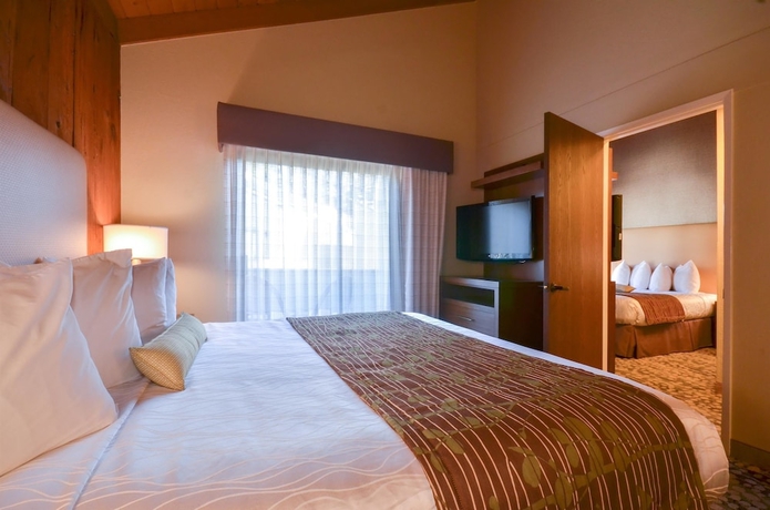Imagen de la habitación del Hotel Best Western The Inn & Suites Pacific Grove. Foto 9