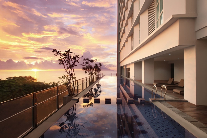 Imagen de la piscina del Hotel Best Western The Lagoon. Foto 17