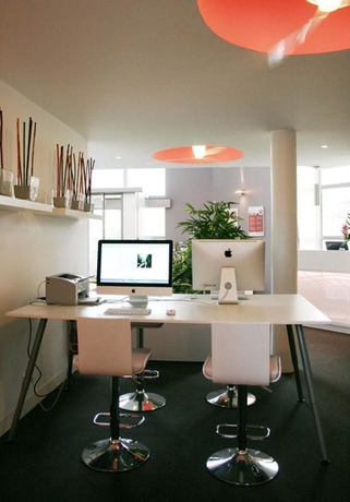 Imagen de los interiores del Hotel Best Western The Wish Versailles. Foto 14