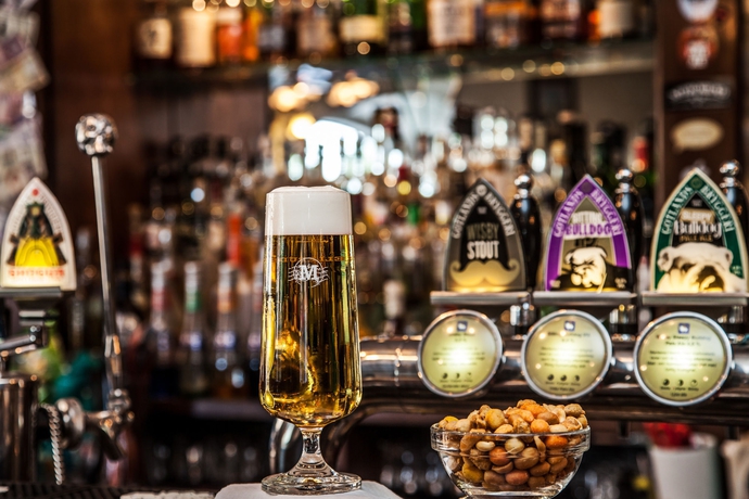 Imagen del bar/restaurante del Hotel Best Western Tidbloms. Foto 6