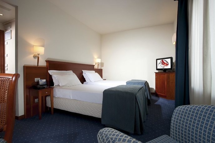 Imagen de la habitación del Hotel Best Western Titian Inn Treviso. Foto 8