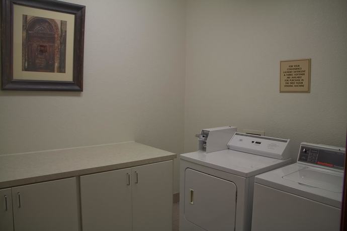 Imagen de los interiores del Hotel Best Western Tolleson. Foto 13