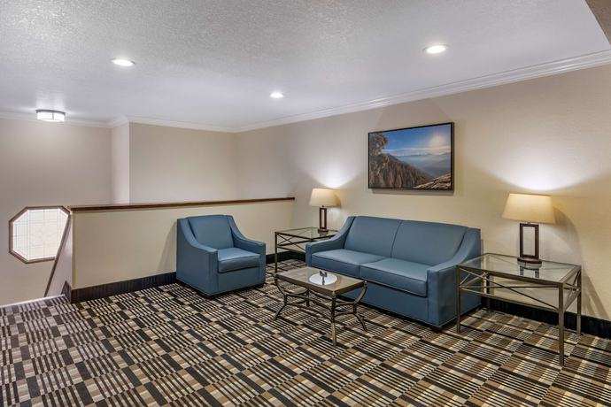 Imagen de los interiores del Hotel Best Western Town And Country Lodge. Foto 18