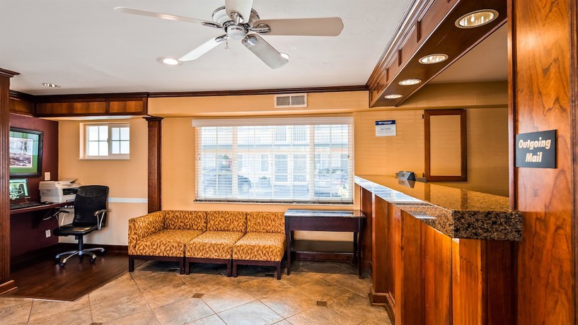 Imagen de los interiores del Hotel Best Western Town House Lodge. Foto 18