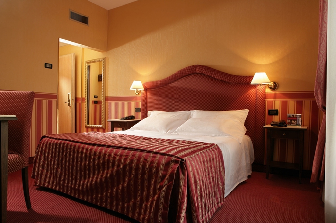 Imagen de la habitación del Hotel Best Western Tritone. Foto 12