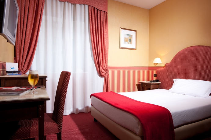 Imagen de la habitación del Hotel Best Western Tritone. Foto 14