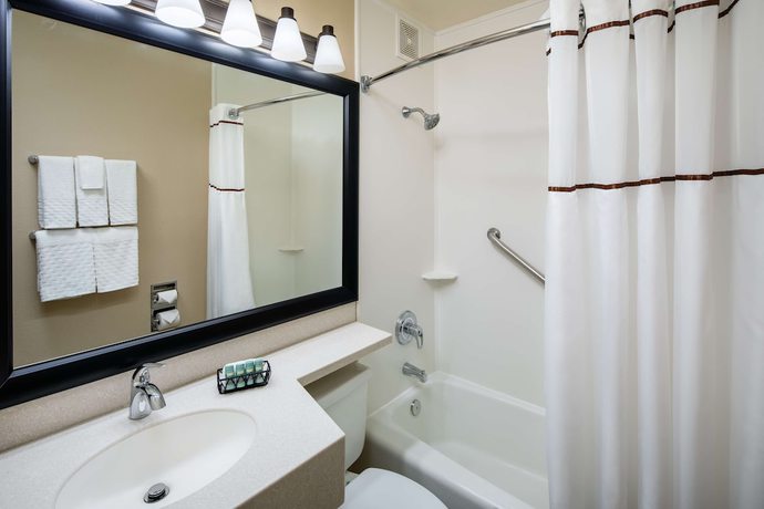 Imagen de la habitación del Hotel Best Western University Inn, CANTON, NY. Foto 7