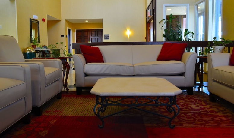 Imagen de los interiores del Hotel Best Western University Inn. Foto 19