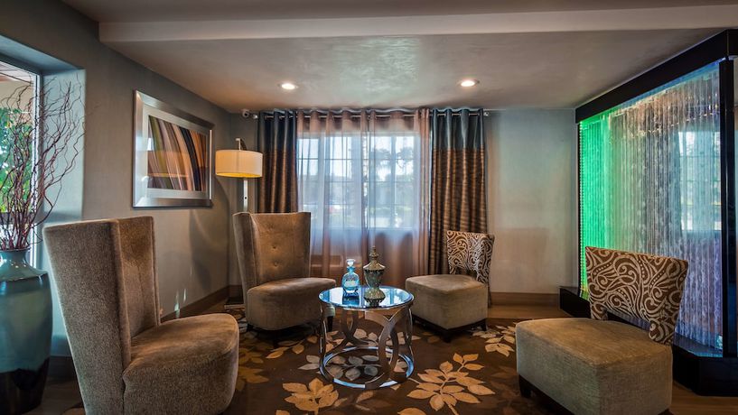 Imagen de los interiores del Hotel Best Western University Inn Santa Clara. Foto 18