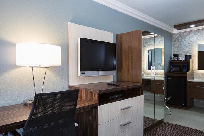 Imagen de la habitación del Hotel Best Western University Inn Santa Clara. Foto 6