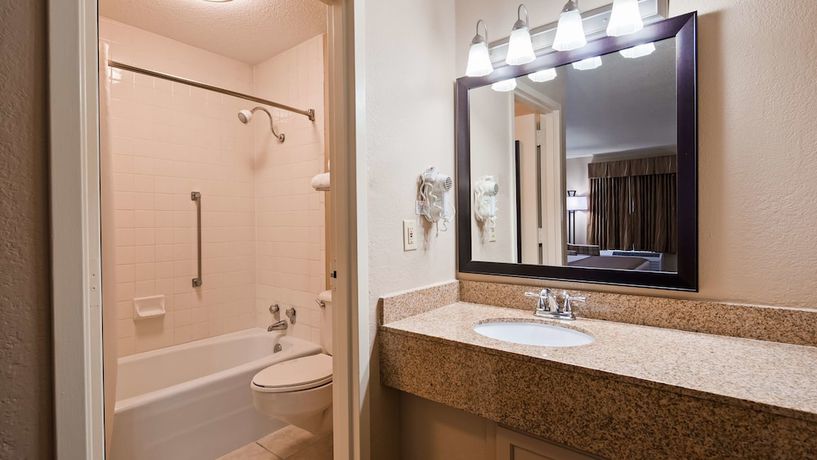 Imagen de la habitación del Hotel Best Western University Inn, Tuscaloosa. Foto 8