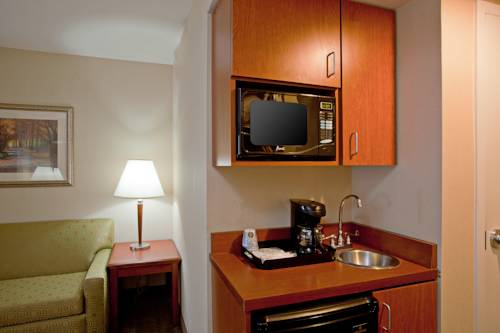 Imagen de la habitación del Hotel Best Western Valencia/six Flags Inn and Suites. Foto 2