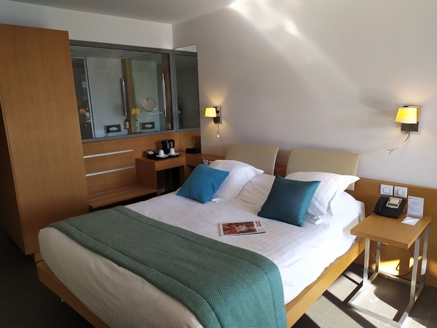 Imagen de la habitación del Hotel Best Western Vieux Port. Foto 12