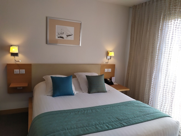 Imagen de la habitación del Hotel Best Western Vieux Port. Foto 14