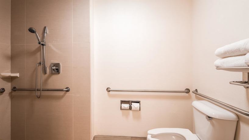 Imagen de la habitación del Hotel Best Western Visalia. Foto 5