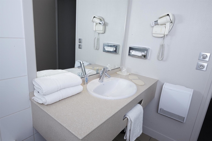 Imagen de la habitación del Hotel Best Western Voiron Centre. Foto 8