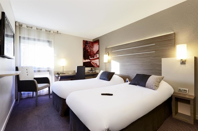 Imagen de la habitación del Hotel Best Western Voiron Centre. Foto 13