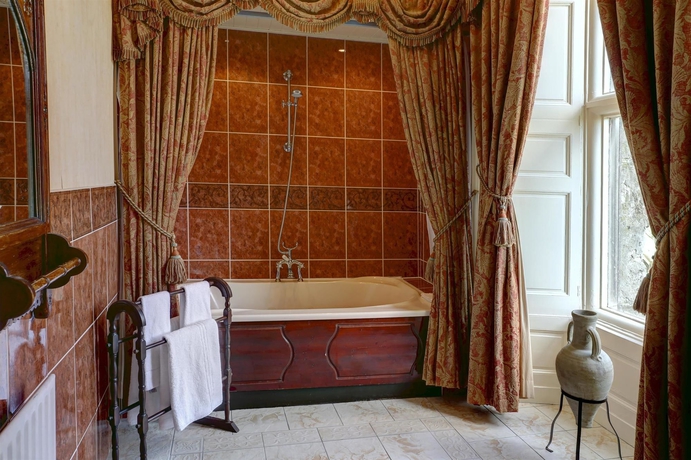 Imagen de la habitación del Hotel Best Western Walworth Castle. Foto 11