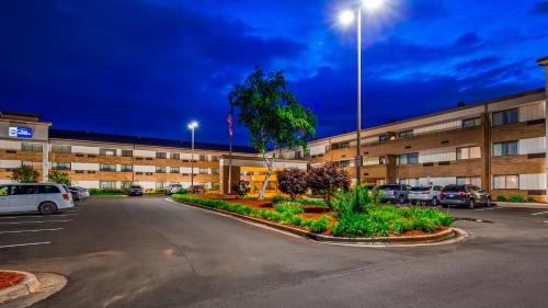 Imagen general del Hotel Best Western Warren. Foto 1