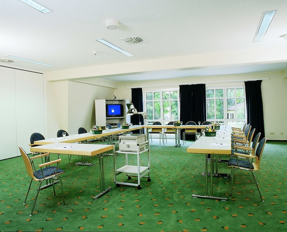 Imagen de los interiores del Hotel Best Western Wein- und Parkhotel Nierstein. Foto 13