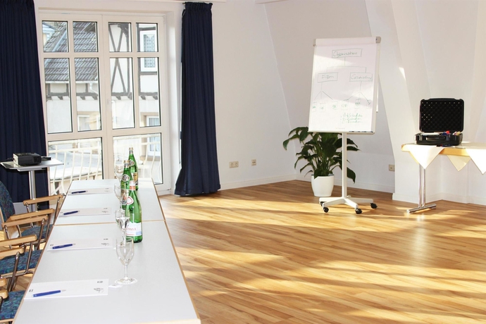 Imagen de los interiores del Hotel Best Western Wein- und Parkhotel Nierstein. Foto 14