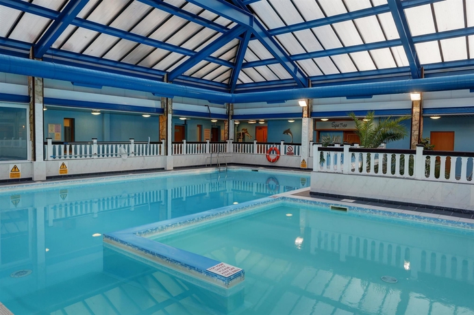 Imagen de la piscina del Hotel Best Western Weymouth Rembrandt. Foto 16
