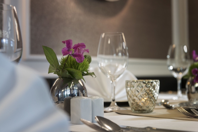 Imagen del bar/restaurante del Hotel Best Western Windorf. Foto 5