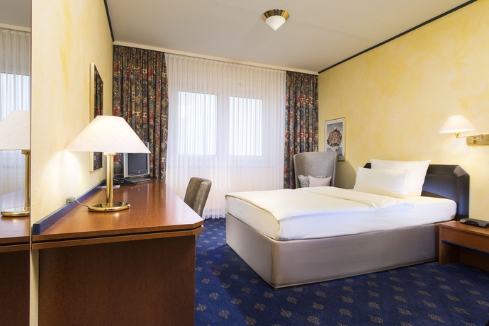 Imagen de la habitación del Hotel Best Western Windorf. Foto 9