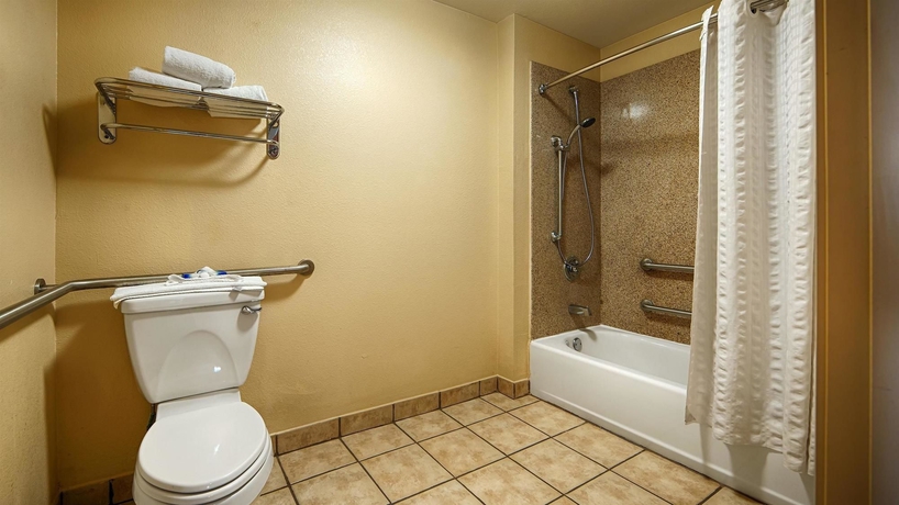 Imagen de la habitación del Hotel Best Western Windsor Pointe and Suites-atandt Center. Foto 10
