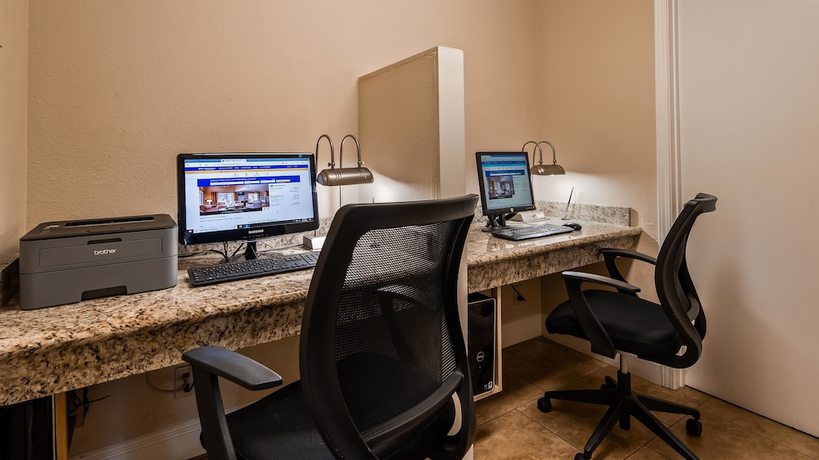 Imagen de los interiores del Hotel Best Western Yuba City Inn. Foto 18