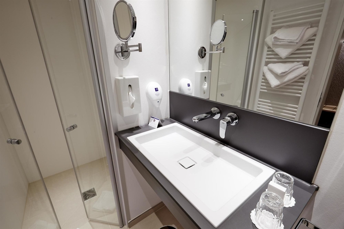 Imagen de la habitación del Hotel Best Western Zur Post. Foto 11