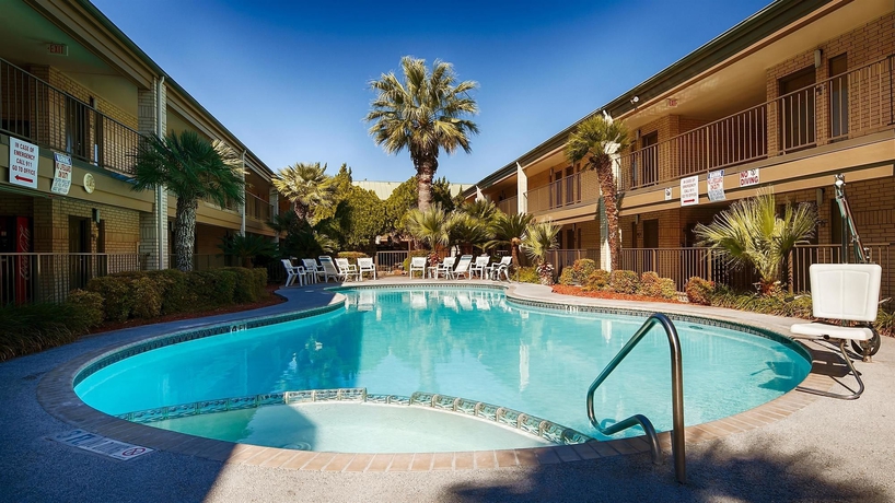 Imagen de la piscina del Hotel Best Western near Lackland AFB SeaWorld. Foto 13