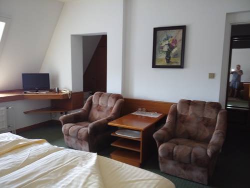 Imagen de la habitación del Hotel Bestar. Foto 13