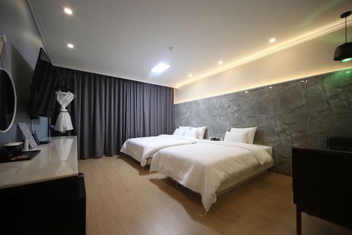 Imagen de la habitación del Hotel Bestie. Foto 5