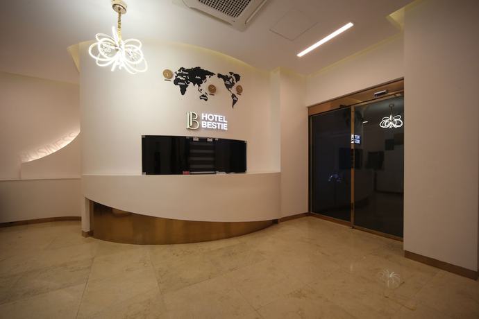 Imagen de los interiores del Hotel Bestie. Foto 20