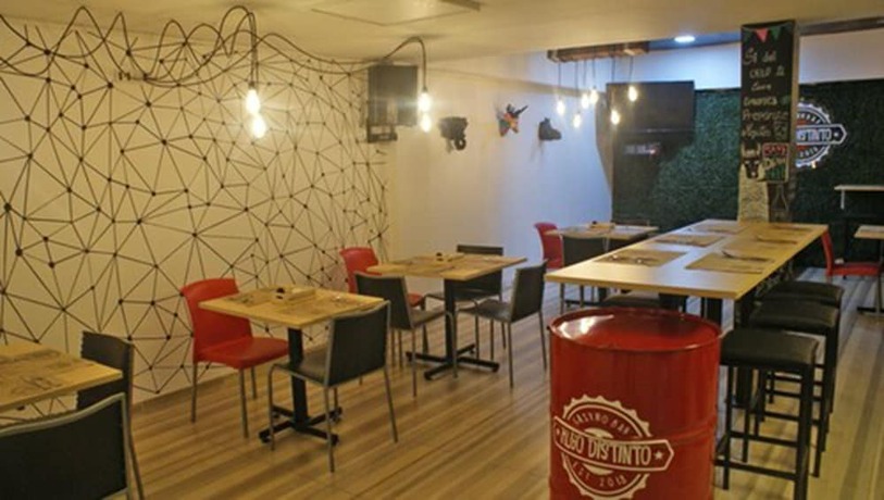 Imagen del bar/restaurante del Hotel Bestmark Platinum. Foto 20