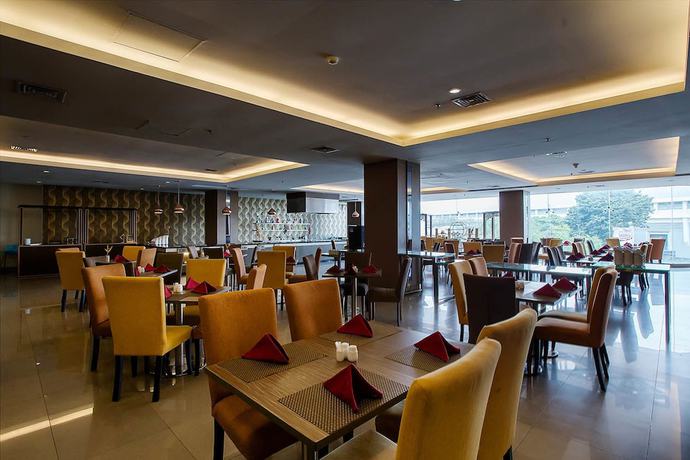 Imagen del bar/restaurante del Hotel Beston Palembang. Foto 3
