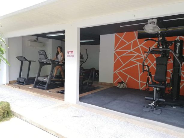 Imagen de los interiores del Hotel Beststayinphuket Poolview. Foto 3