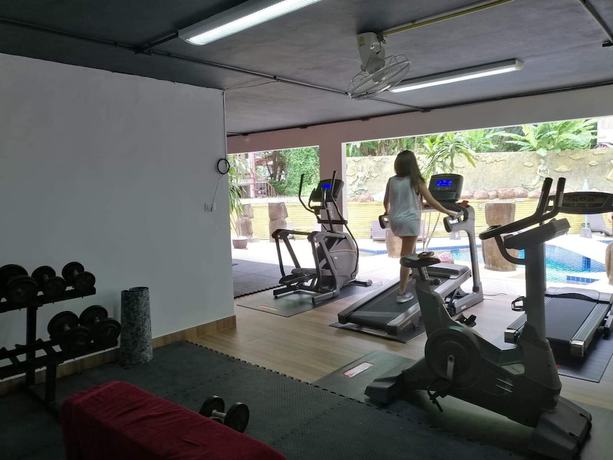 Imagen de los interiores del Hotel Beststayinphuket Poolview. Foto 10