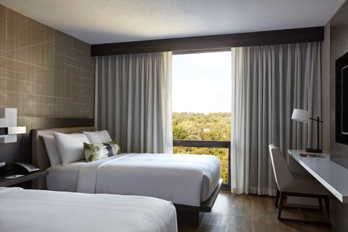 Imagen de la habitación del Hotel Bethesda Marriott. Foto 4