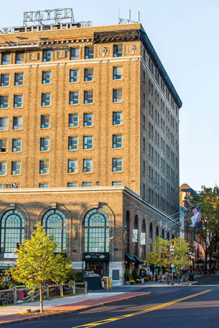 Imagen del bar/restaurante del Hotel Bethlehem, A Historic Of America. Foto 7