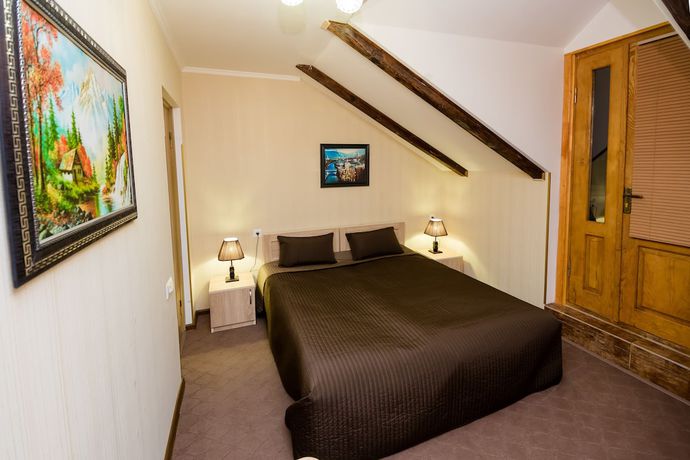 Imagen de la habitación del Hotel Betlemi Old Town. Foto 16